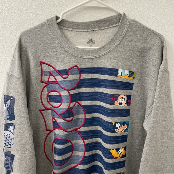 Disney Mickey Mouse sweatshirt gray medium Disney sweatshirt gray sweatshirt - Picture 2 of 6